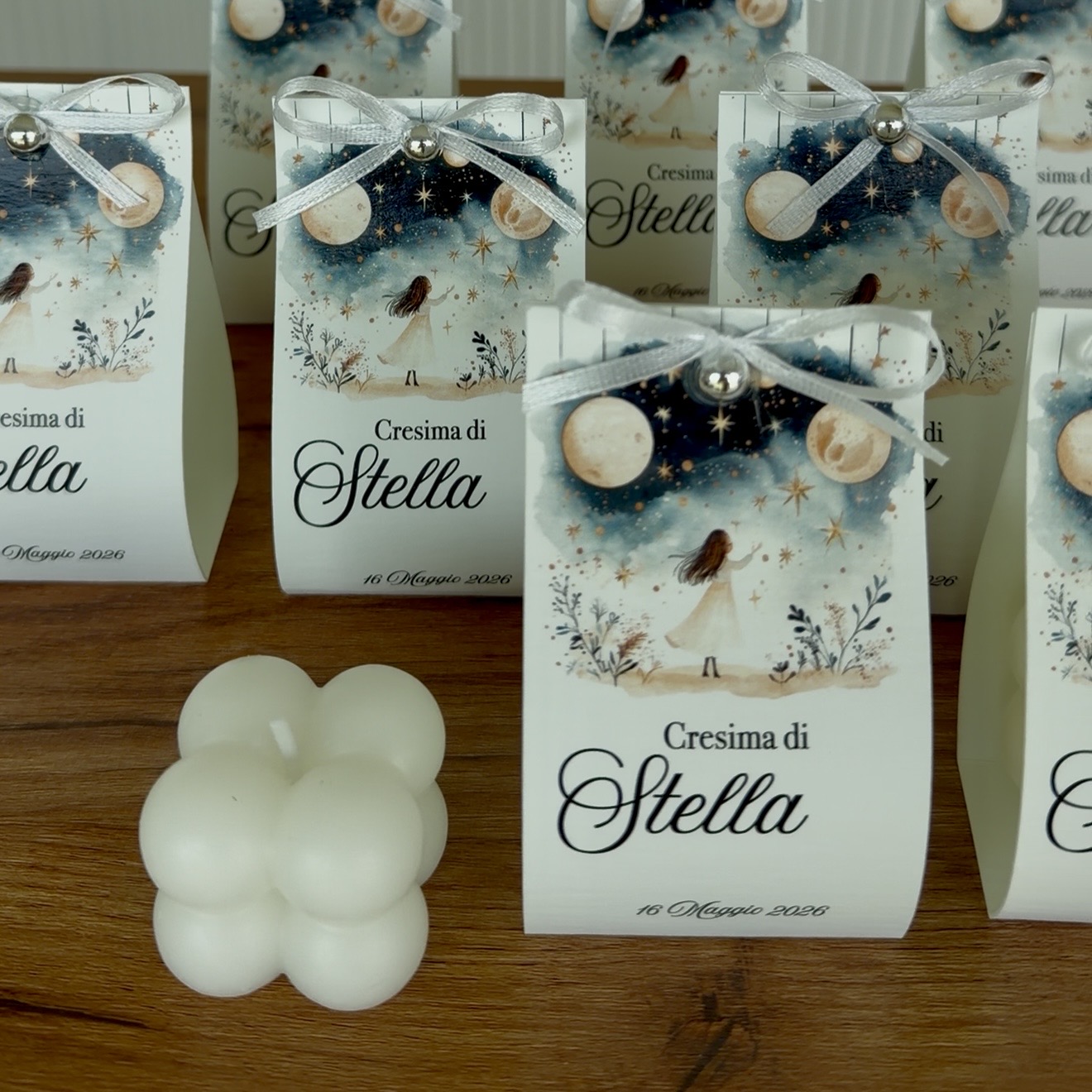 Scatoline personalizzate per Cresima con candela a bolle e fiocco