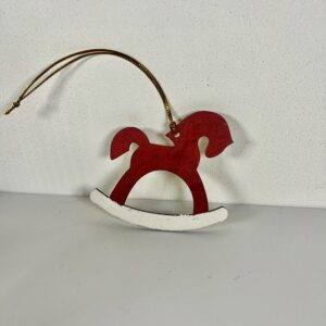 Unique and customizable wooden decorations