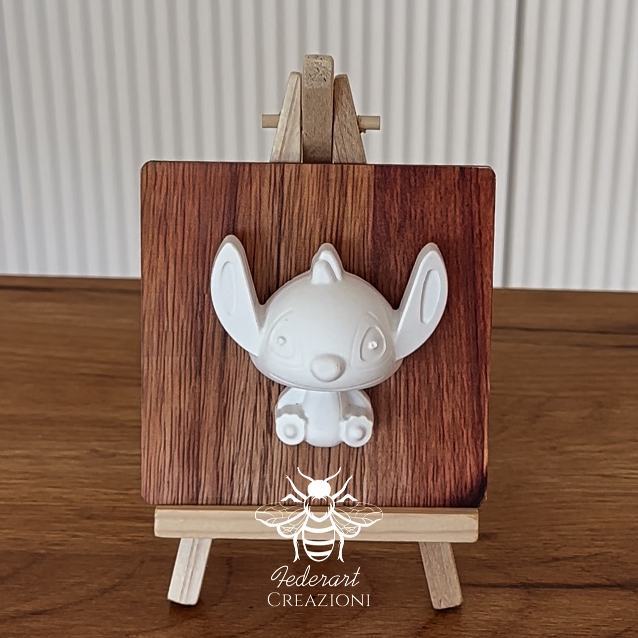Mini tela con cavalletto e kit colori per bambini con gesso da decorare