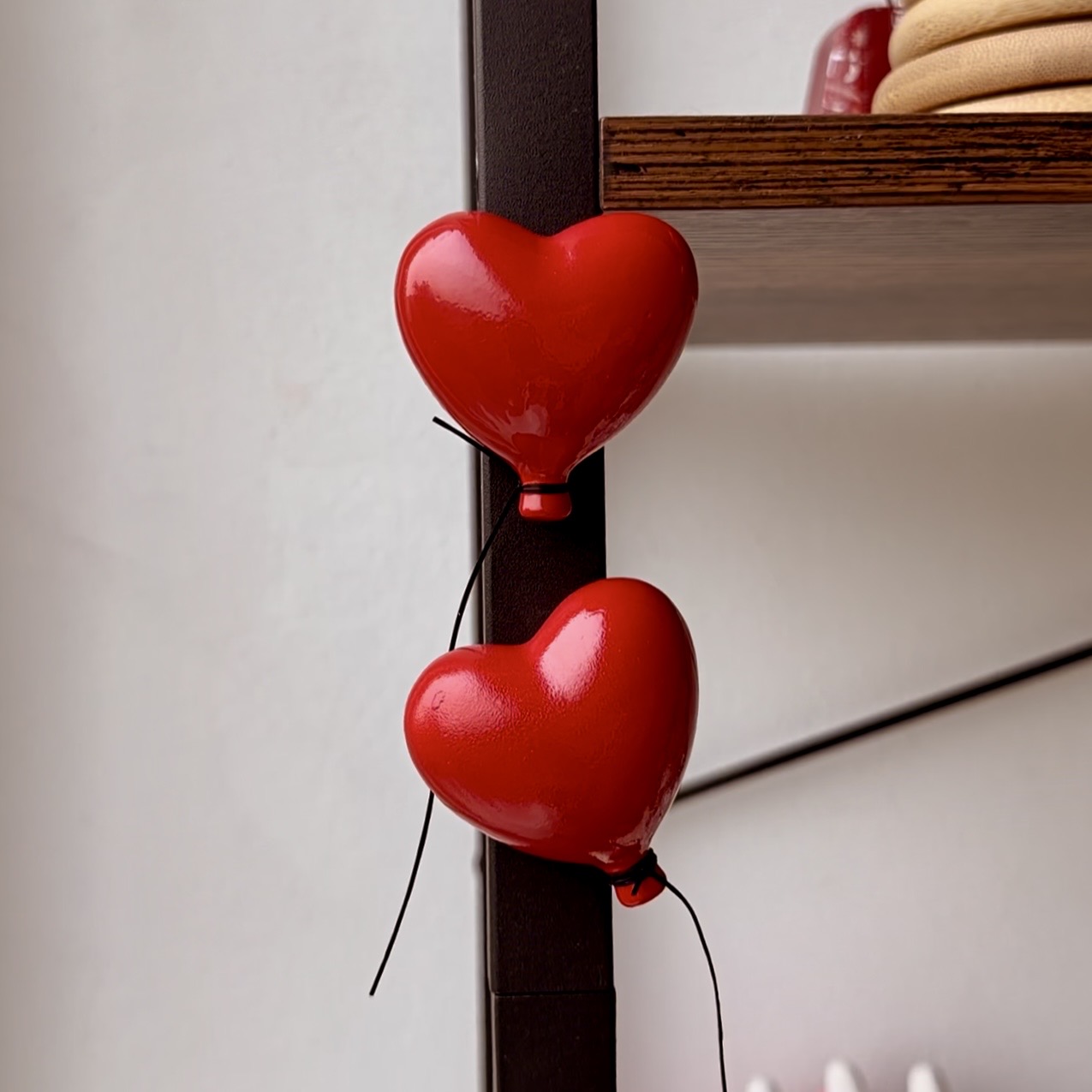 cuore magnetico rosso lucido